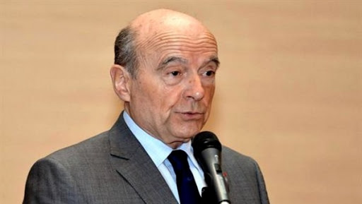 La déchéance de la nationalité française ne dissuade pas les terroristes (Juppé)