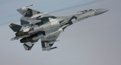 L’Algérie passe commande de chasseurs russes Sukhoï Su-35