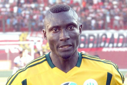 Le père d’ebossé revient à la charge: “La JSK n’a encore versé aucun sou pour mon fils”