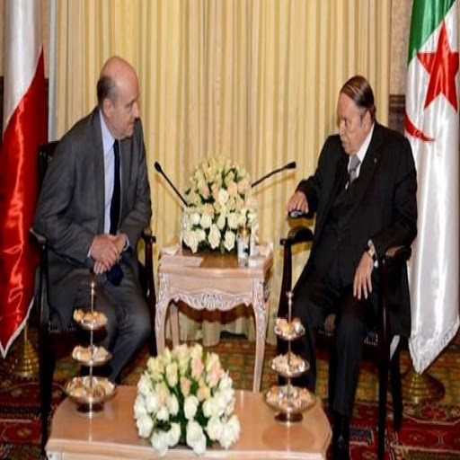 Le président Bouteflika reçoit Alain Juppé