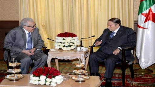 Le président Bouteflika reçoit le diplomate algérien Lakhdar Brahimi