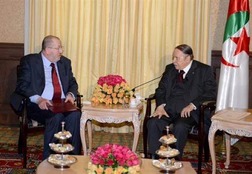 Le président Bouteflika reçoit le secrétaire général de l&rsquo;UGTA
