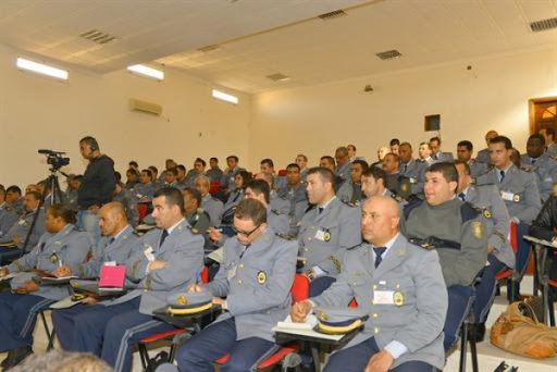 Les agents des douanes et des impôts appelés à traiter les commerçants en tant que « partenaires » (ministre)