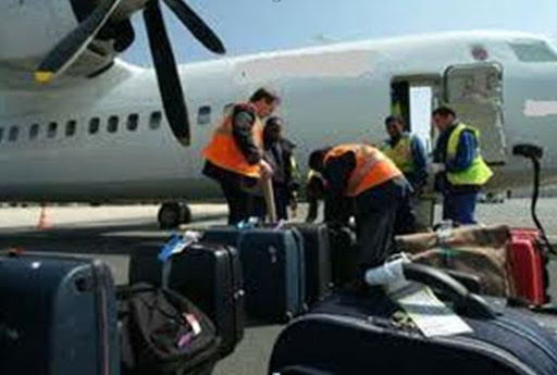 Les ordinateurs, tablettes et téléphones interdits dans les soutes des avions