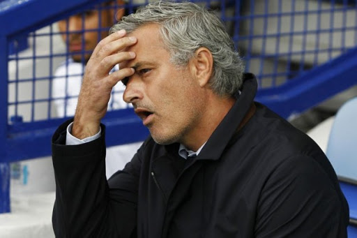 Man United garde le suspense pour Mourinho