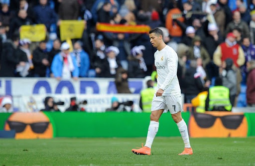 Real Madrid: CR7 et Benzema insultés à leur sortie de Bernabeu
