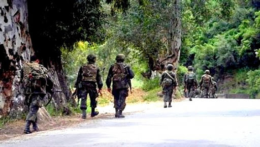Reddition d’un terroriste en possession d’un pistolet mitrailleur et d’une quantité de munitions à Bordj Badji Mokhtar