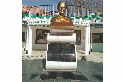 Stéle de Saïd Mekbel Inauguration en l’absence de la famille du défunt