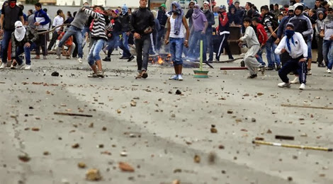 Tiaret : Des citoyens ferment la route