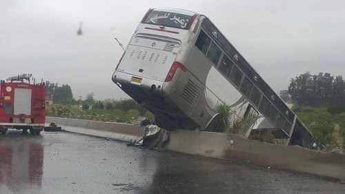 Un bus se renverse à Laghouat : 4 morts et 28 blessés