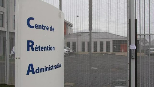 Un étudiant algérien risque d&rsquo;être expulsé. Communiqué de l&rsquo;UNEF et de l&rsquo;UEAF