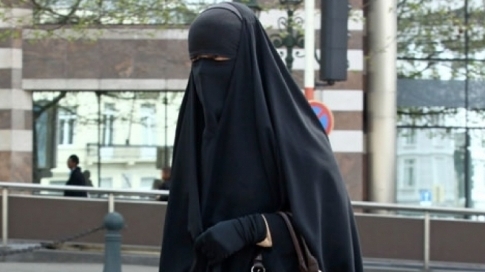 Vidéo/ Tissemslit: une femme refusée à un concours à cause de son niqab