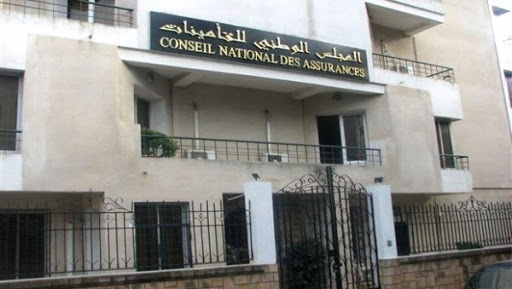 Assurances: le chiffre d&rsquo;affaires et les indemnisations en hausse en 2015