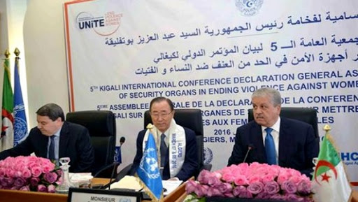 Ban Ki-moon souligne le rôle primordial de la police dans la lutte contre la violence faite aux femmes