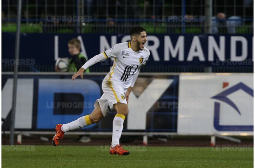 Benzia officiellement qualifié avec l&rsquo;Algérie