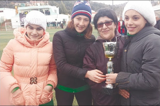 Championnes d’Algérie “cadettes” par équipes: Les judokas dédient leur trophée à Matoub Lounès