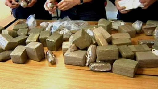 Colloque sur la drogue: l’échange d&rsquo;informations et des expériences souligné par les participants