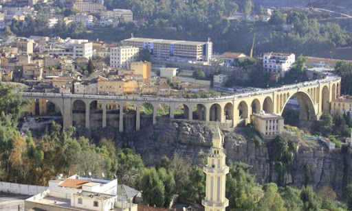 Des dizaines de milliers de rues et places attendent d’être baptisées