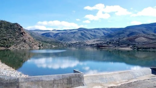 Eau potable: raccordement fin avril de six communes de l’Est de Bouira au barrage de Tilesdit