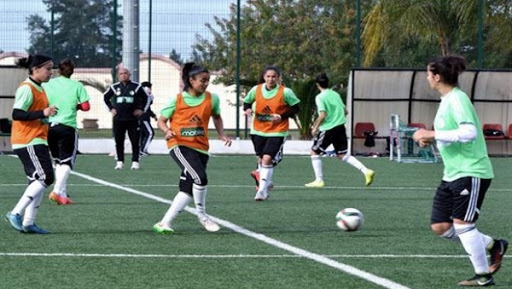Football féminin en Algérie: des avancées, mais le plus dur reste à faire