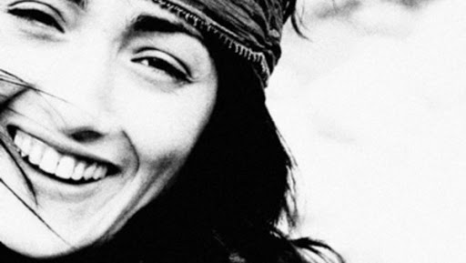 Hindi Zahra ovationnée pour son premier spectacle à Alger