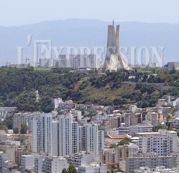 John Kerry emboîte le pas à Sergueï Lavrov: Deux maîtres du monde à Alger