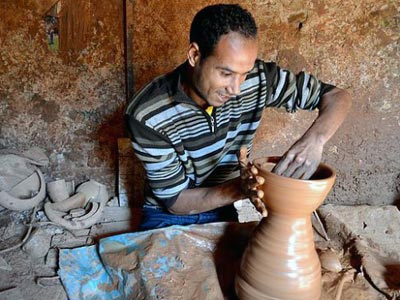La poterie à Yakouren Une activité à encadrer
