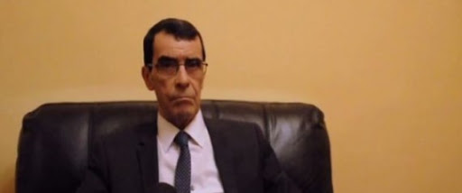 Le général Benhadid arrête sa grève de la faim