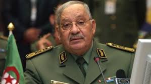 Le Général de Corps d’Armée Ahmed Gaïd Salah en visite officielle à l’Etat du Qatar