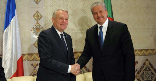 Le ministre des affaires étrangères français en visite à Alger mardi