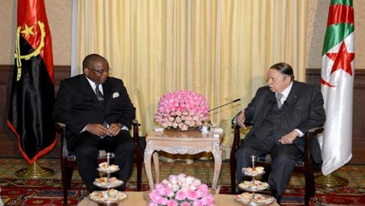 Le président Bouteflika reçoit le ministre angolais des Relations extérieures