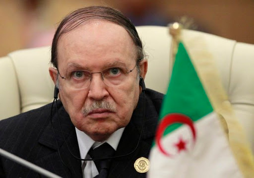 Le Président Bouteflika signe des décrets portant ratification de plusieurs accords et conventions