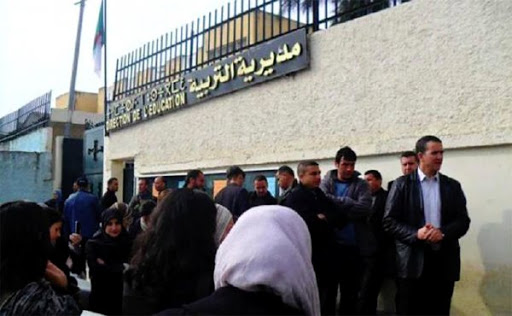 Les enseignants contractuels exigent leur intégration