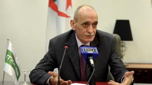 Ligues 1 et 2: l&rsquo;intégration de 7 joueurs du cru dans l&rsquo;effectif « n&rsquo;est pas une obligation »