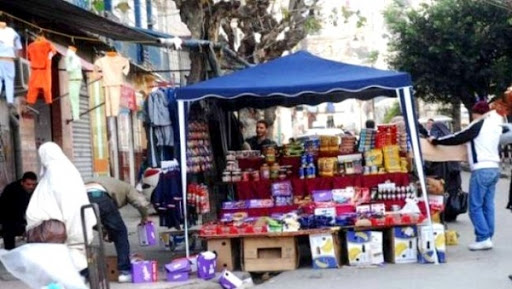 Lutte contre le commerce informel: réinsertion de plus de 13.000 personnes dans la région d’Oran