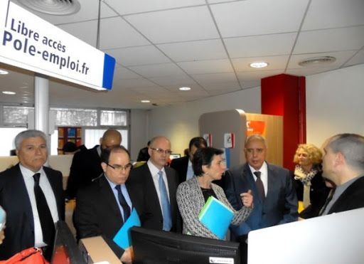 Mohamed El-Ghazi visite une agence de Pôle Emploi à Paris