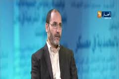 Mokri compare le gouvernement à un « conducteur de bus ivre »