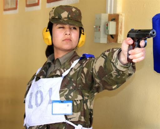 Près de 90 participants au championnat national militaire de tir au pistolet automatique à Batna