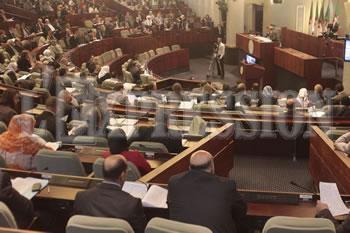 Réponse aux questions des députés Délai de 30 jours aux ministres