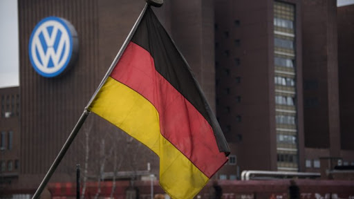 Scandale des moteurs truqués : des investisseurs réclament plus de 3 millliards d’euros à Volkswagen