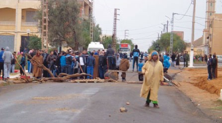 Sétif: Des villageois ferment la RN75 à Aït Naoual M’zada