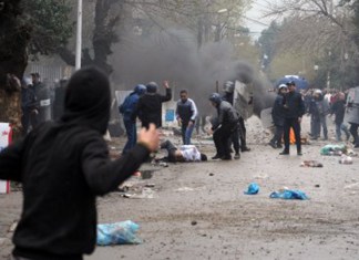 Trois gendarmes blessés dans de violents affrontements