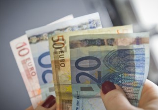 Un patron sur le départ offre neuf millions d&rsquo;euros à ses salariés