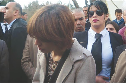 Une photo prise à Bouira a été partagée plus de 1 500 fois en 5 heures: La garde du corps de la ministre des PTIC fait le “buzz” sur les réseaux sociaux