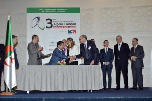 Algerie-Maroc: A quoi joue la France?