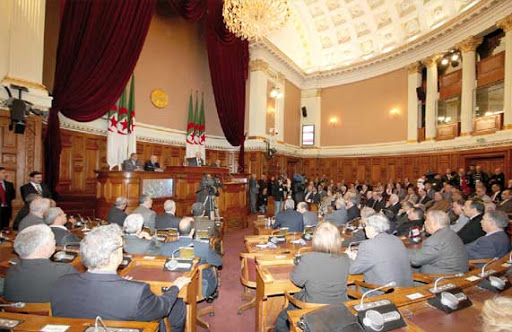 Ce matin au conseil de la nation : Questions orales à quatre ministres