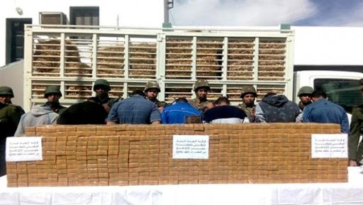 Démantèlement d&rsquo;un réseau criminel et saisie de plus de 6 qx de kif traité à Djelfa