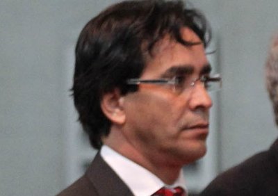 Ils ont adressé une lettre au président du parti: 90 députés du FLN contestent Djemaï