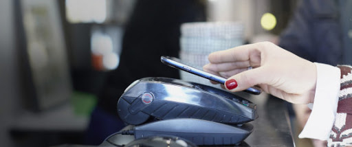 Incompréhension face à la stagnation du m-paiement en Algérie (CARE)