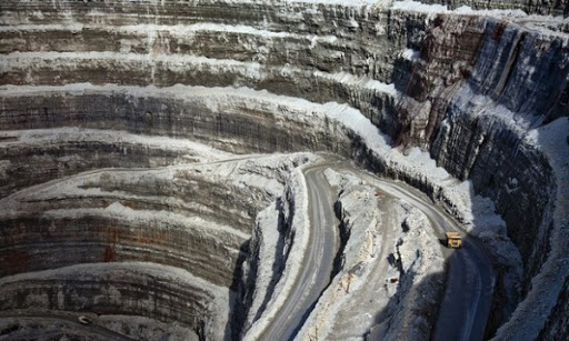 La Russie veut vendre partiellement une entreprise d&rsquo;extraction de diamants